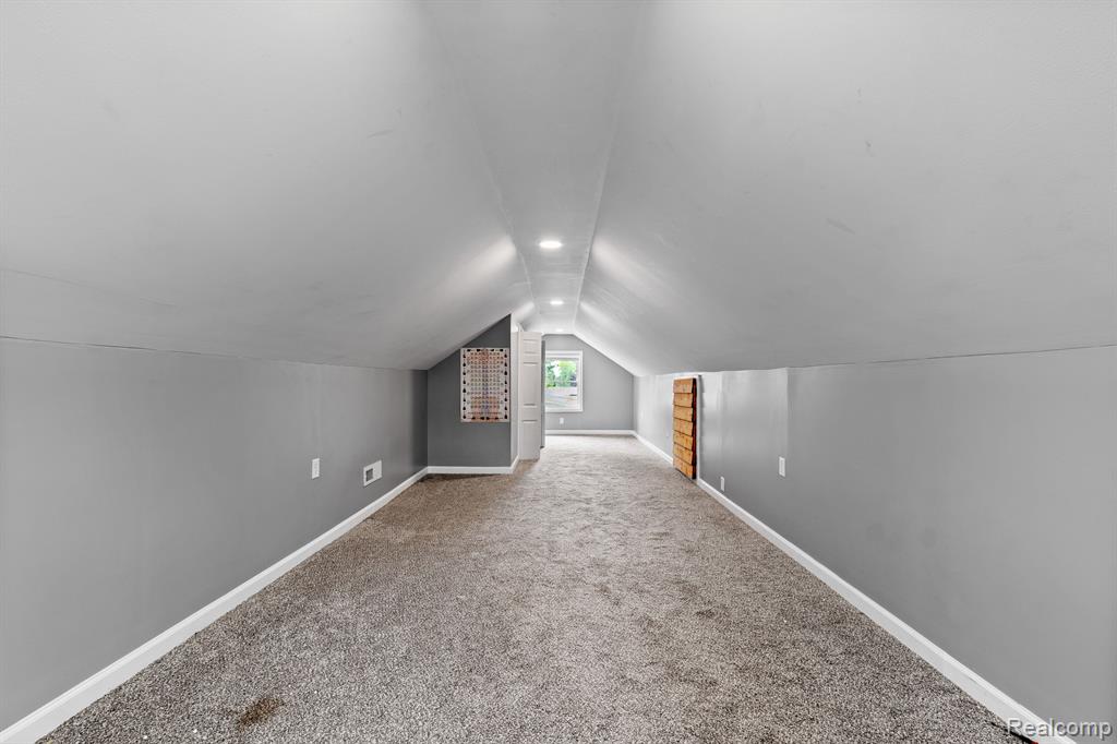 711 17TH Street, Port Huron, MI 48060 — Photo 18