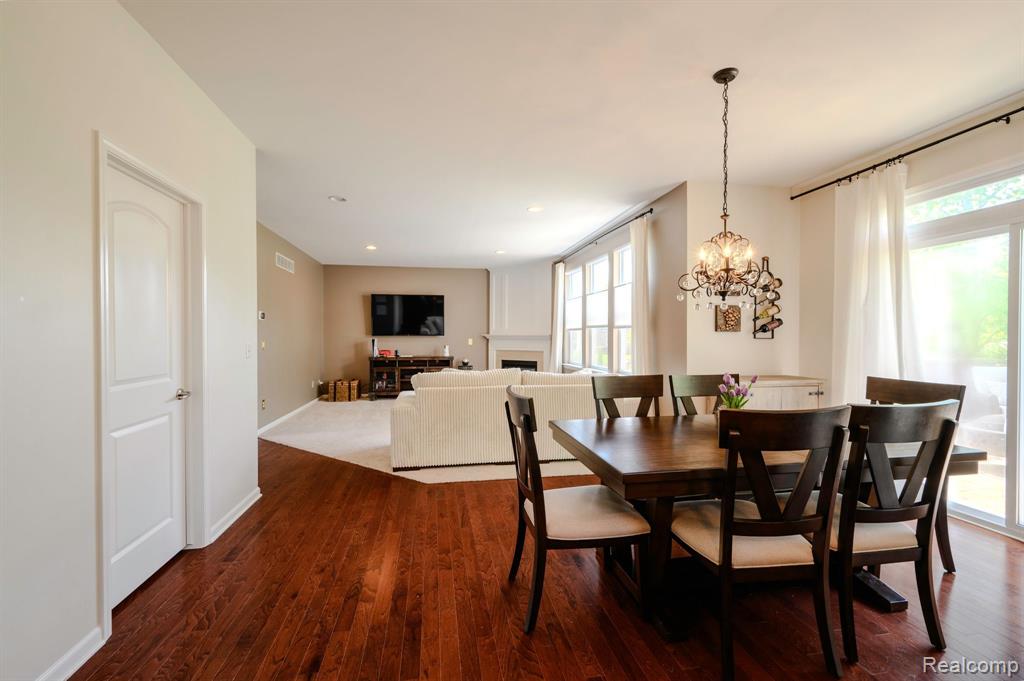 551 HUDSON Circle, South Lyon, MI 48178 — Photo 12