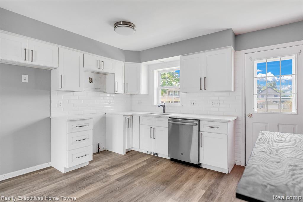 415 Hilton Road, Ferndale, MI 48220 — Photo 43