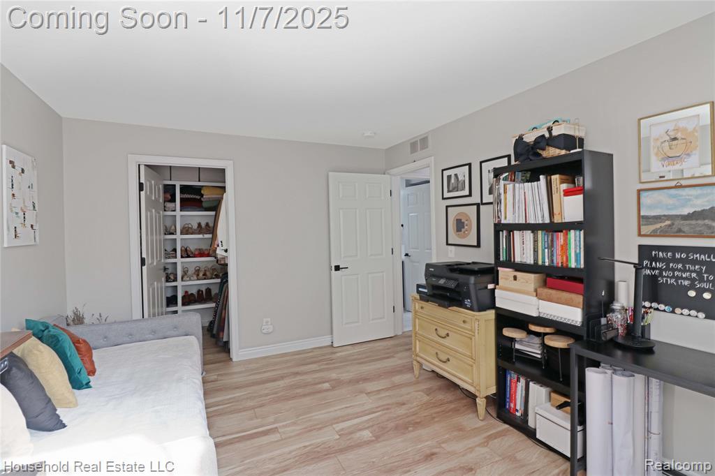 4354 Berkshire Drive, Sterling Heights, MI 48314 — Photo 15