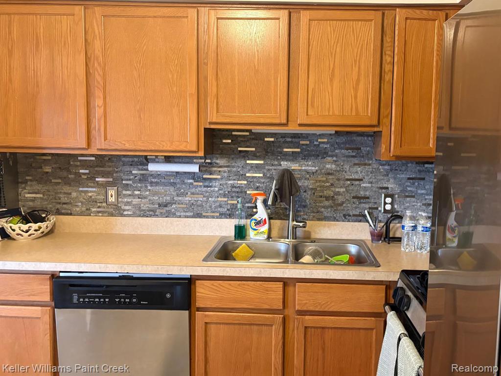 433 Fox Hills Drive S, 5, Bloomfield Hills, MI 48304 — Photo 5