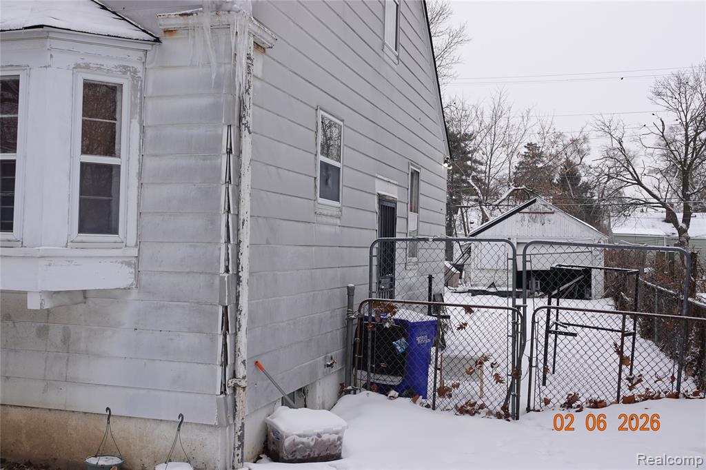 7828 WESTWOOD Street, Detroit, MI 48228 — Photo 5