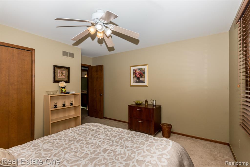 41344 Beacon Road, Novi, MI — Photo 64