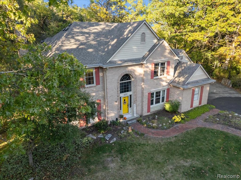 5372 Princeton Court, Brighton, MI 48116 — Photo 2