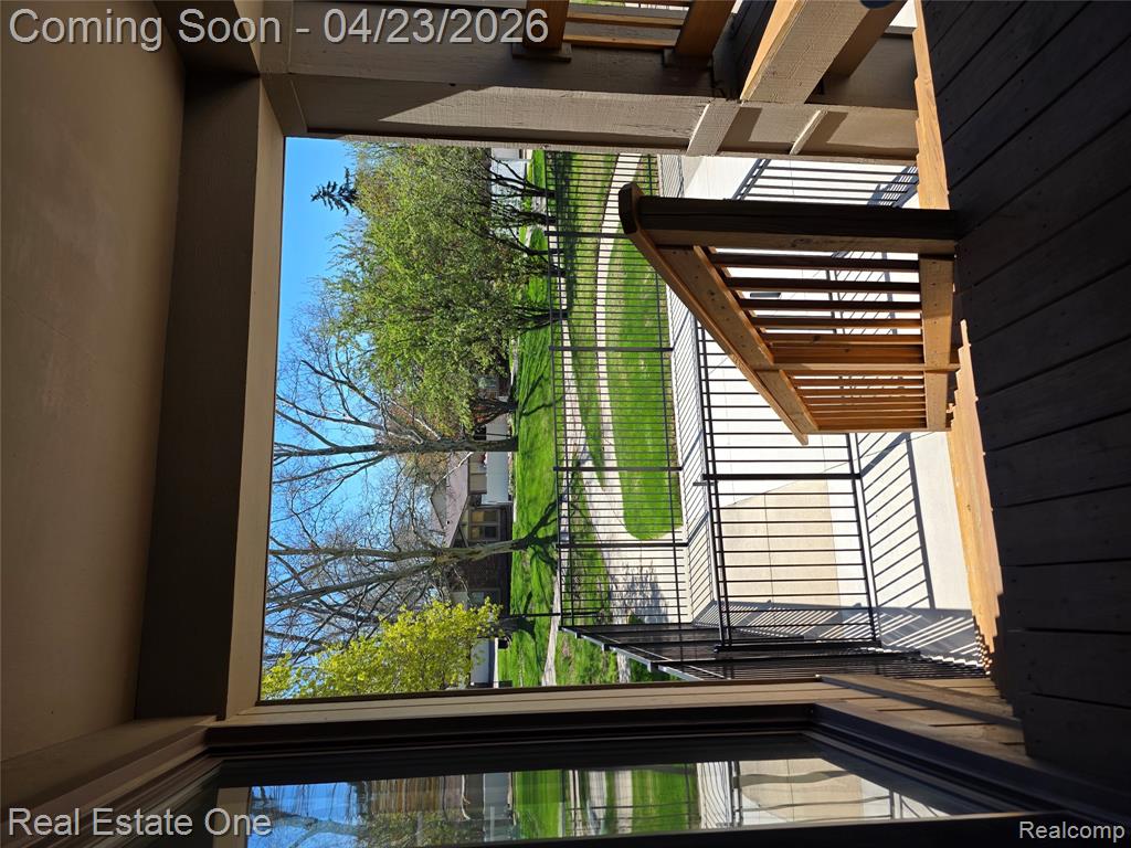 2898 Roundtree Drive, Troy, MI 48083 — Photo 60