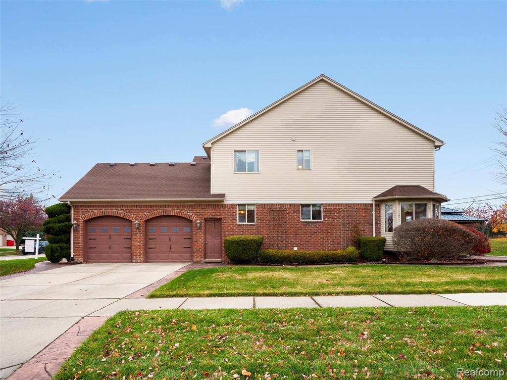 50100 Victoria Place, Macomb, MI 48044 — Photo 58