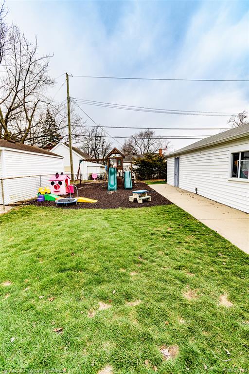 9390 Quandt Avenue, Allen Park, MI 48101 — Photo 64