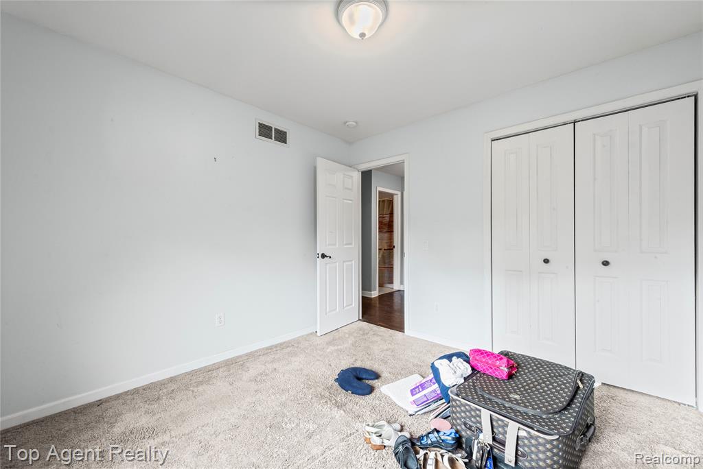 46891 Meadowview Court, Shelby Twp, MI 48317 — Photo 20