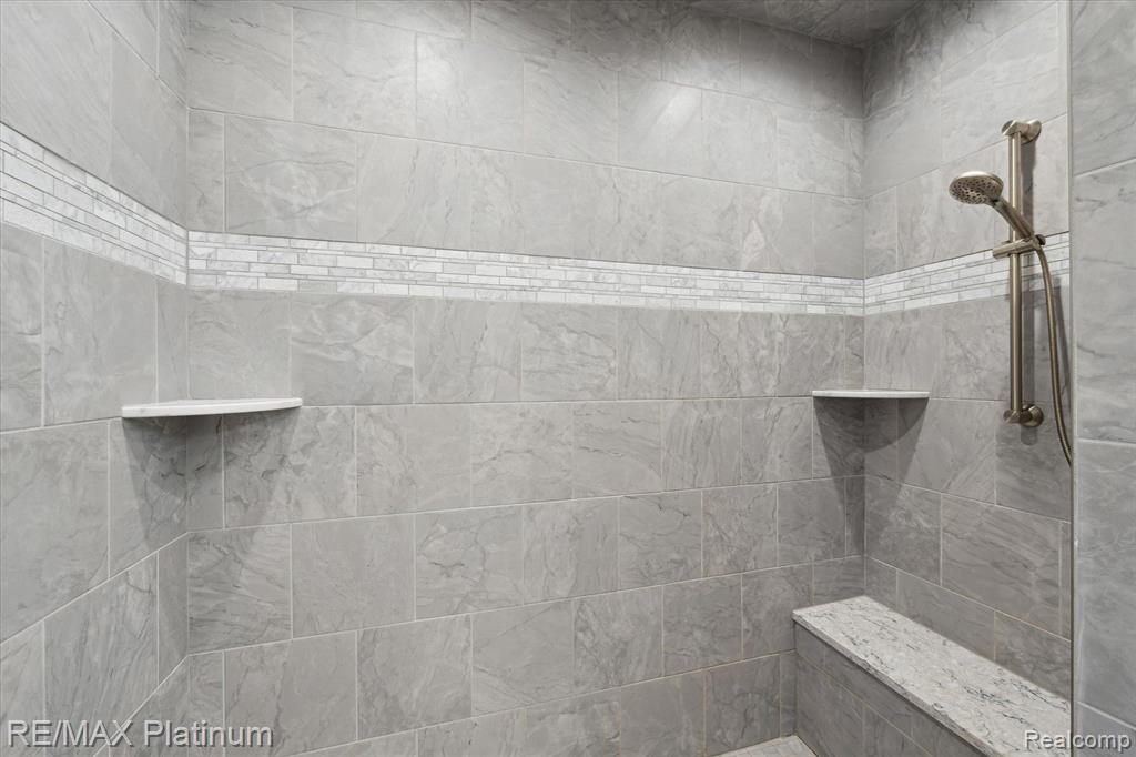4719 CHESTNUT SPRINGS Drive, Howell, MI 48843 — Photo 28