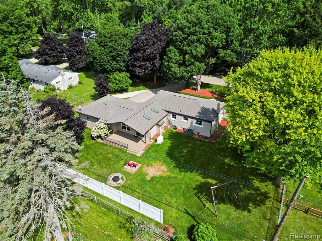 6773 Transparent Avenue, Clarkston, MI — Photo 50