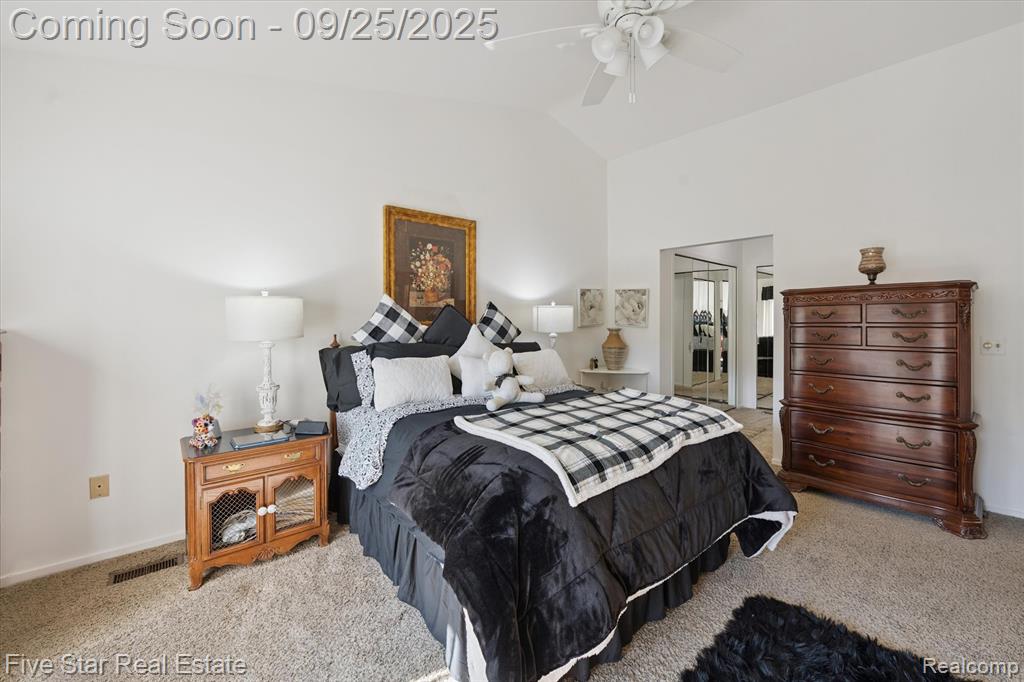 5611 Hillcrest Circle W, 50, West Bloomfield, MI — Photo 21