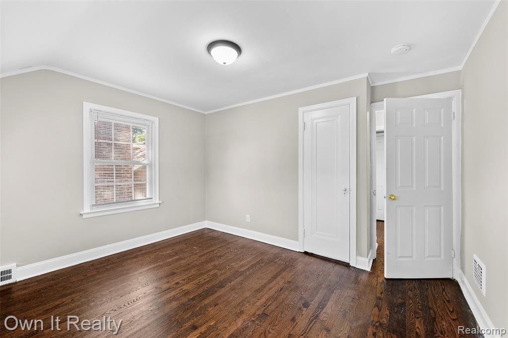 5275 Three Mile Drive, Detroit, MI 48224 — Photo 23
