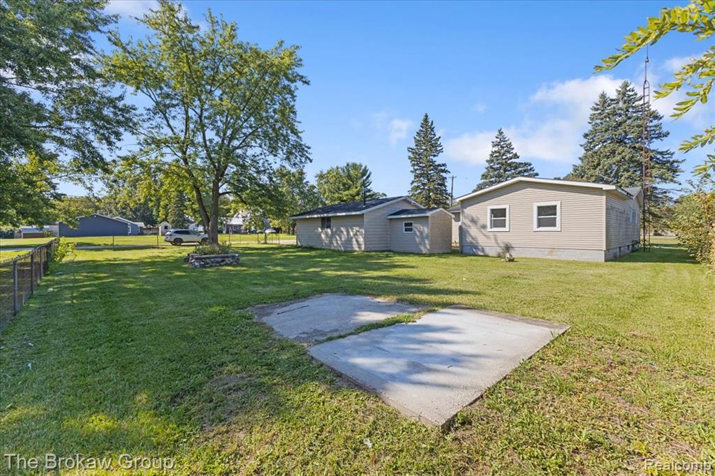 4062 N Belsay Road, Flint, MI 48506 — Photo 36