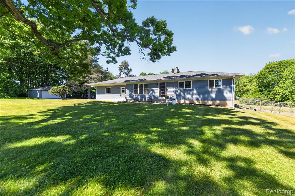 2250 Montague Road, Davison, MI 48423 — Photo 3