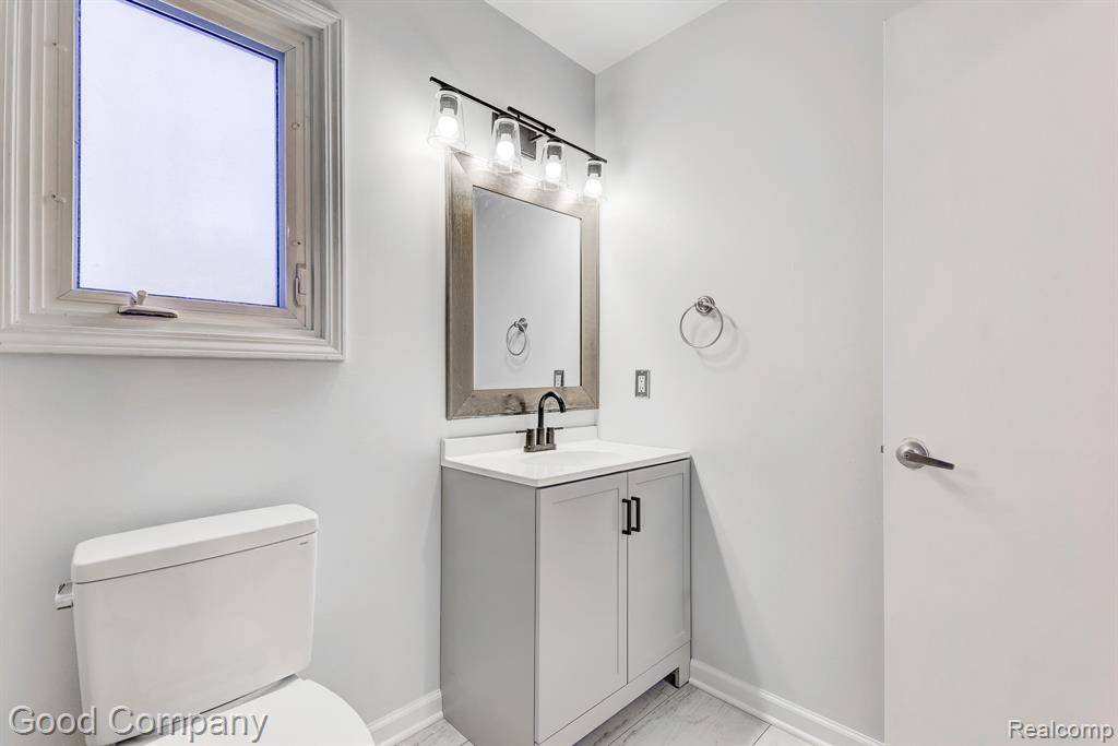 9526 Montgold Avenue, White Lake, MI — Photo 47