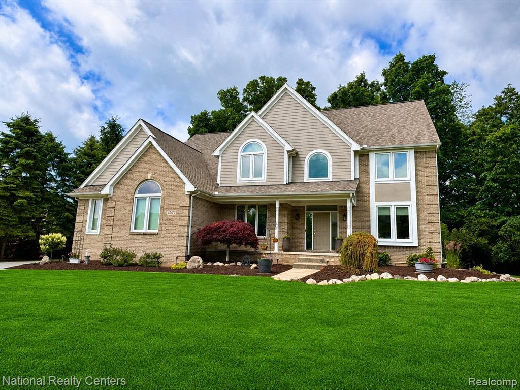 4577 Darlene Drive, Commerce Twp, MI 48382 — Photo 3