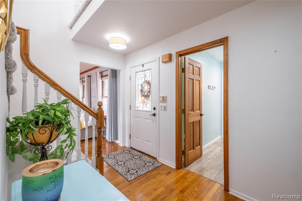 1704 Lakewood Circle, Lapeer, MI, 48446