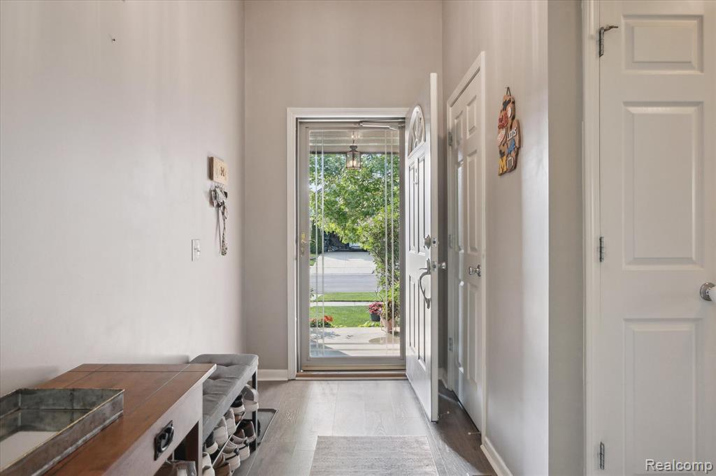 7160 Warwick Drive, Ypsilanti, MI 48197 — Photo 14