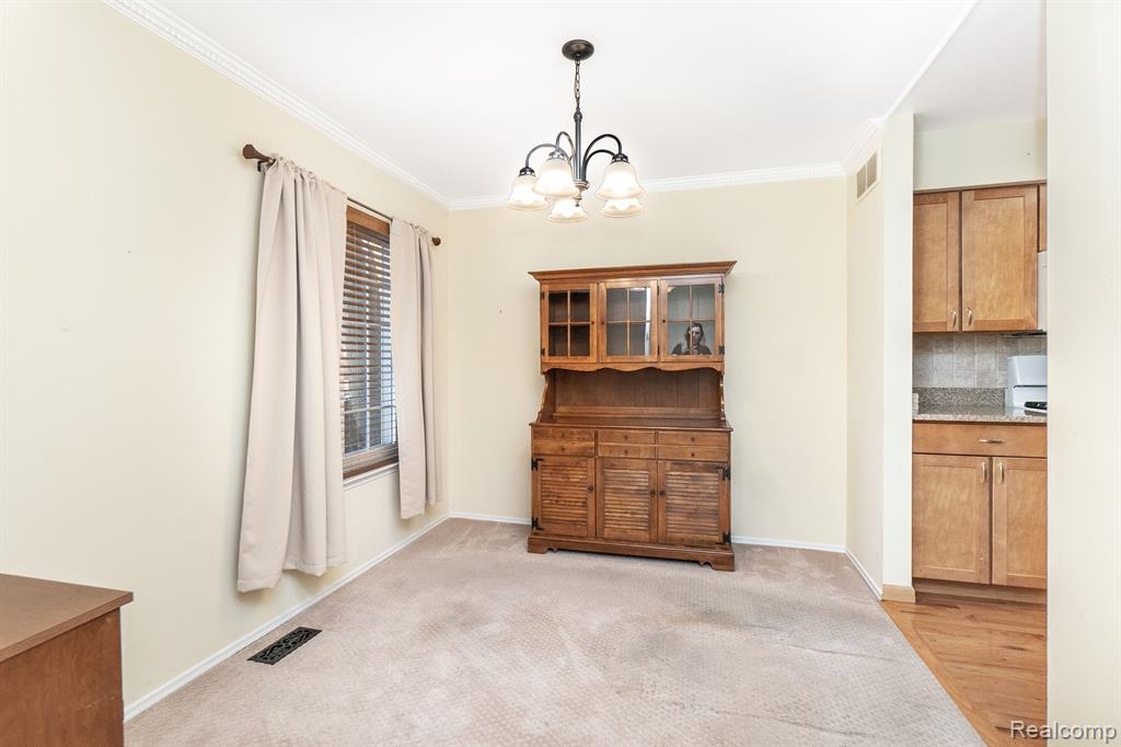1814 WICKHAM Street, Royal Oak, MI 48073 — Photo 9