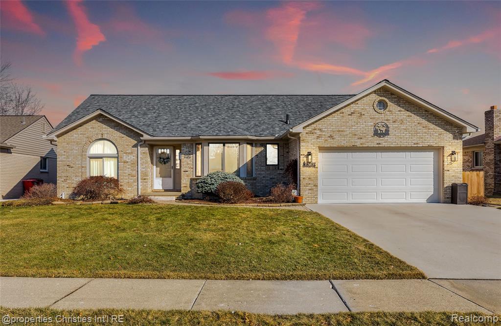 47192 Sanborn Drive, Macomb, MI 48044 — Photo 2