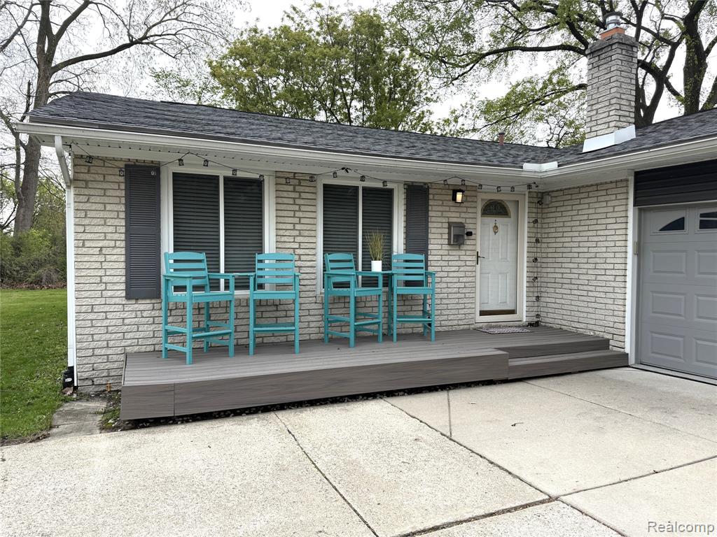 27860 Park Court, Madison Heights, MI 48071 — Photo 3