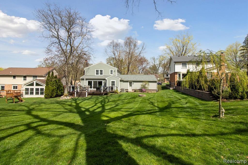 42437 STEEPLEVIEW Street, Northville, MI 48168 — Photo 38
