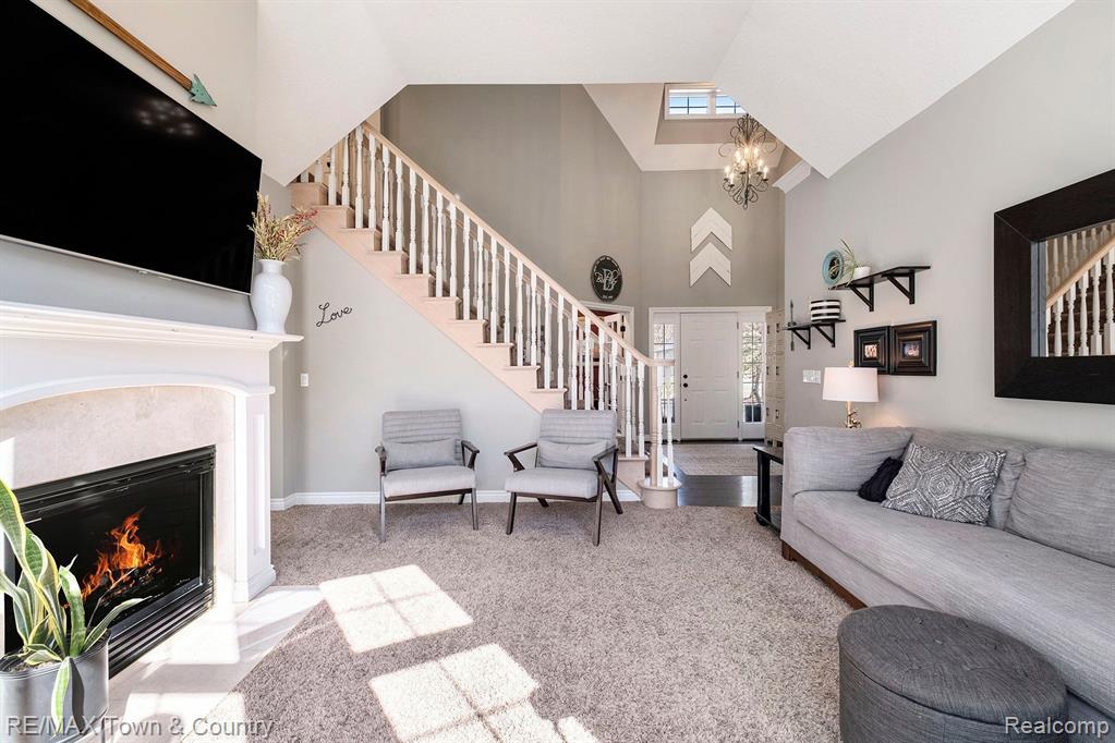 440 RIVER WOODS Drive, Flushing, MI 48433 — Photo 6