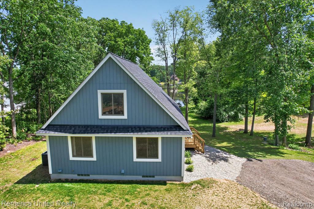 11521 Westshore Drive, Pinckney, MI 48169 — Photo 71