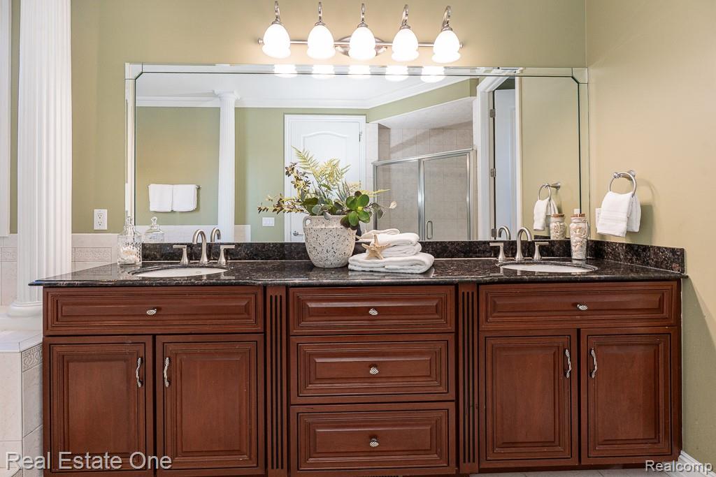 534 Parkland Hills Drive, Rochester, MI 48306 — Photo 27