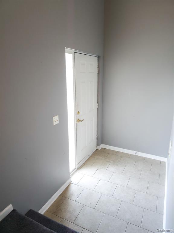 17177 Higdon Drive, Brownstown, MI 48193 — Photo 4