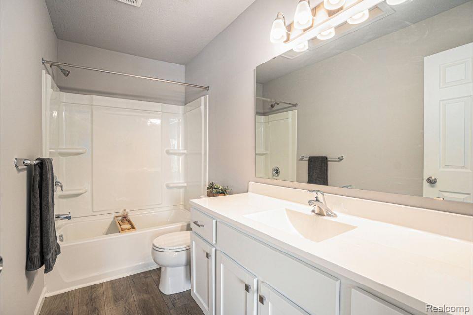 7107 TIMBERLINE Drive, Flint, MI 48507 — Photo 26