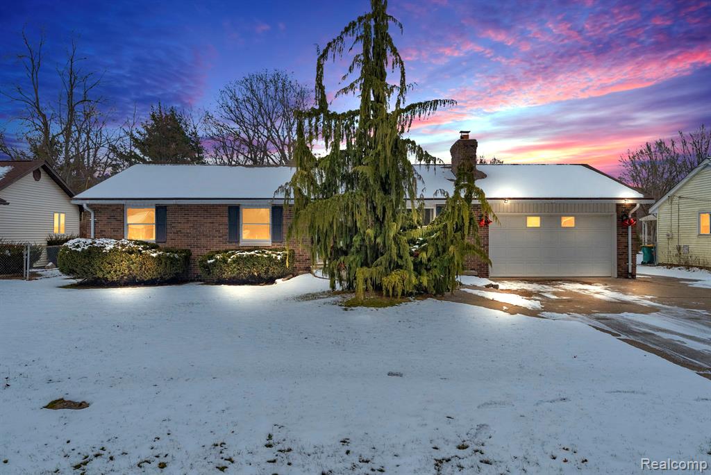 2650 Alger Road, Port Huron, MI 48060 — Photo 2