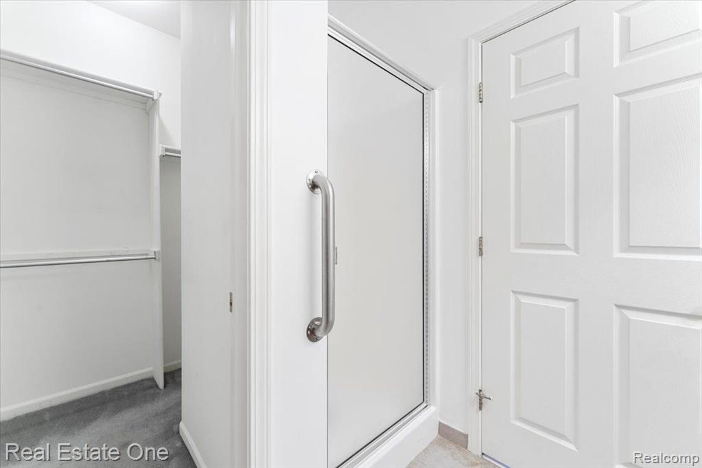 23027 FAIRLANE Boulevard, Woodhaven, MI 48183 — Photo 13