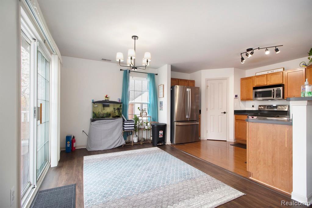 47935 Cardiff Avenue, Canton, MI 48188 — Photo 13