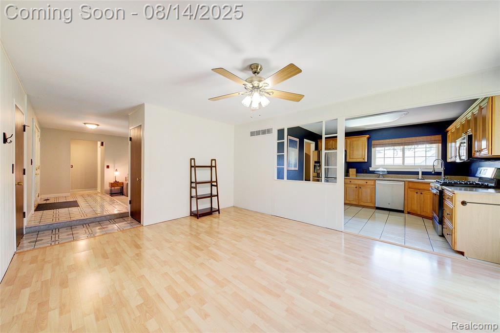 44323 Hanford Road, Canton, MI 48187 — Photo 15