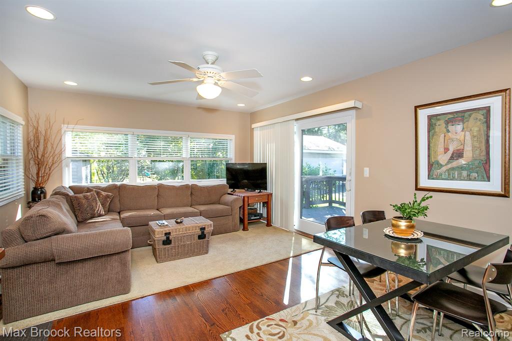 10445 Lincoln Drive, Huntington Woods, MI — Photo 16