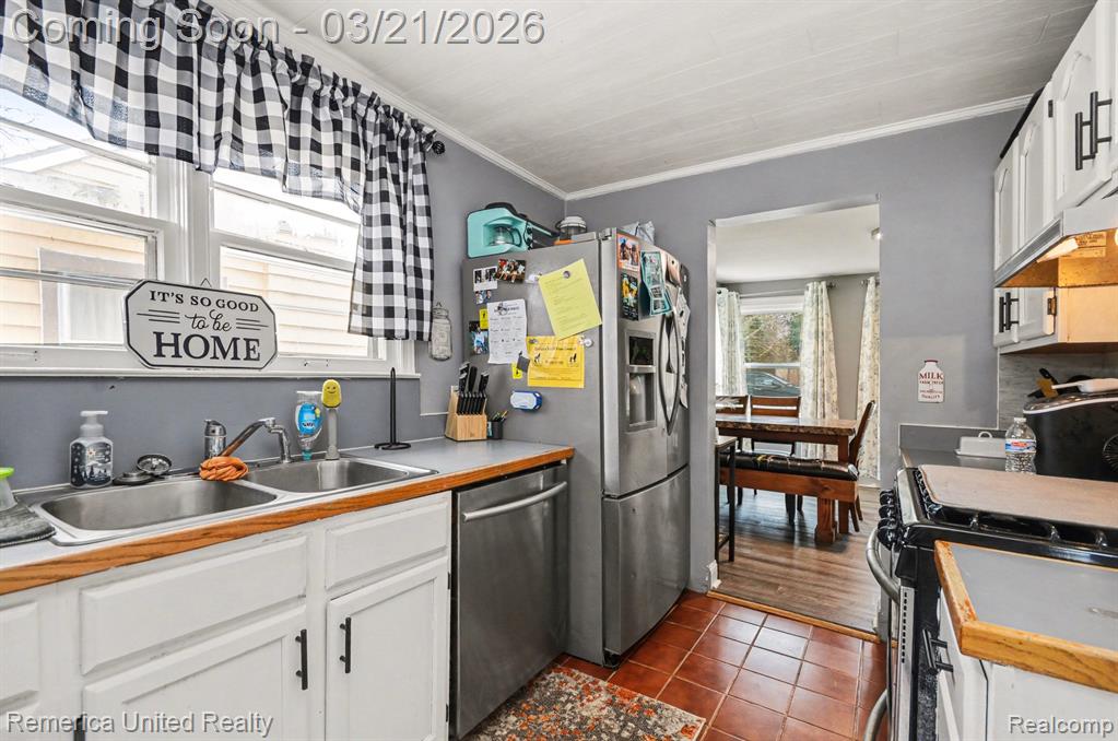 9079 Grove Drive, Whitmore Lake, MI 48189 — Photo 10