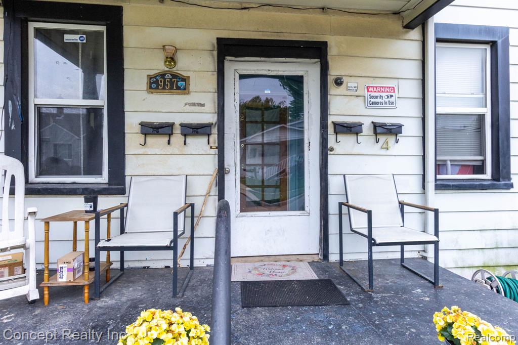 957 Park Avenue, Lincoln Park, MI 48146 — Photo 4