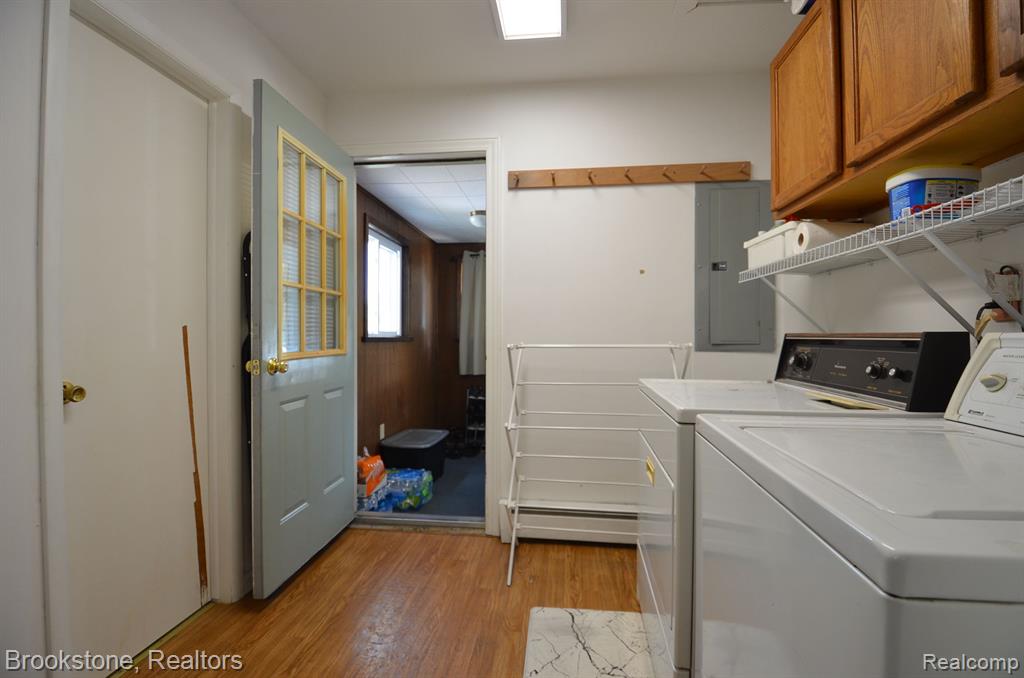 10083 HEGEL Road, Goodrich Vlg, MI — Photo 40