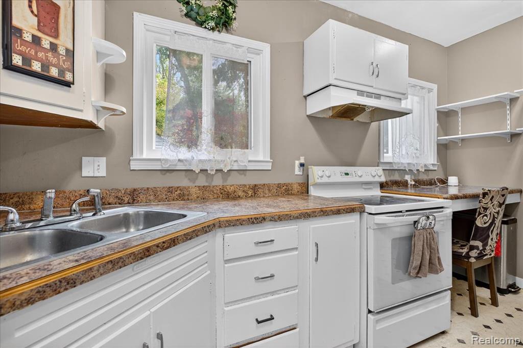 808 Marquette Street, Flint, MI 48504 — Photo 12