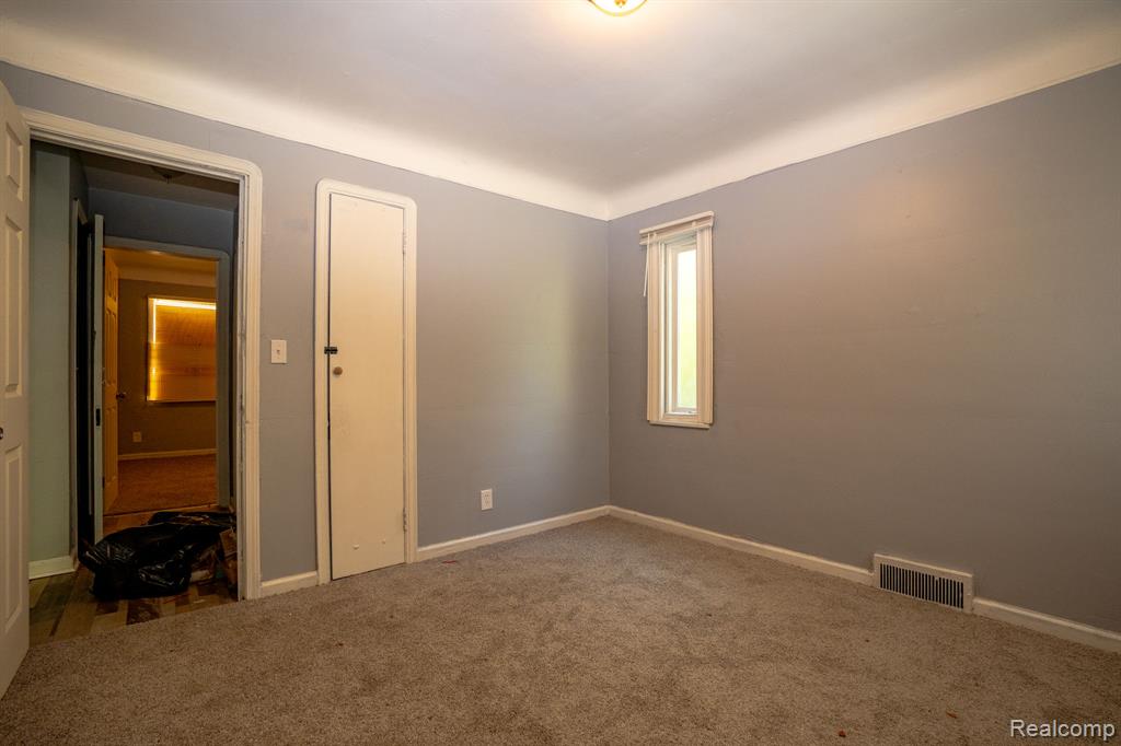 9833 Berkshire Street, Detroit, MI 48224 — Photo 13