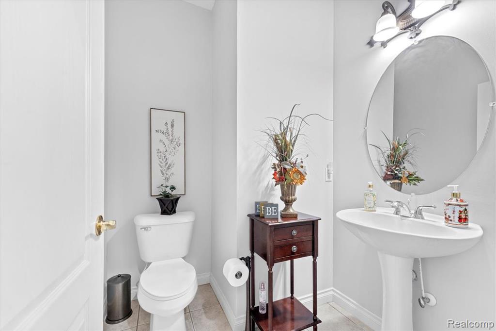 26035 Red Wood Drive, New Boston, MI 48164 — Photo 10