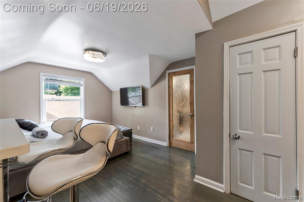 16216 Burgess, Detroit, MI 48219 — Photo 36