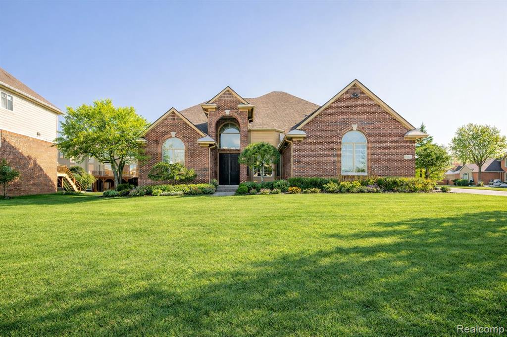 7364 Essex Drive, West Bloomfield, MI — Photo 80