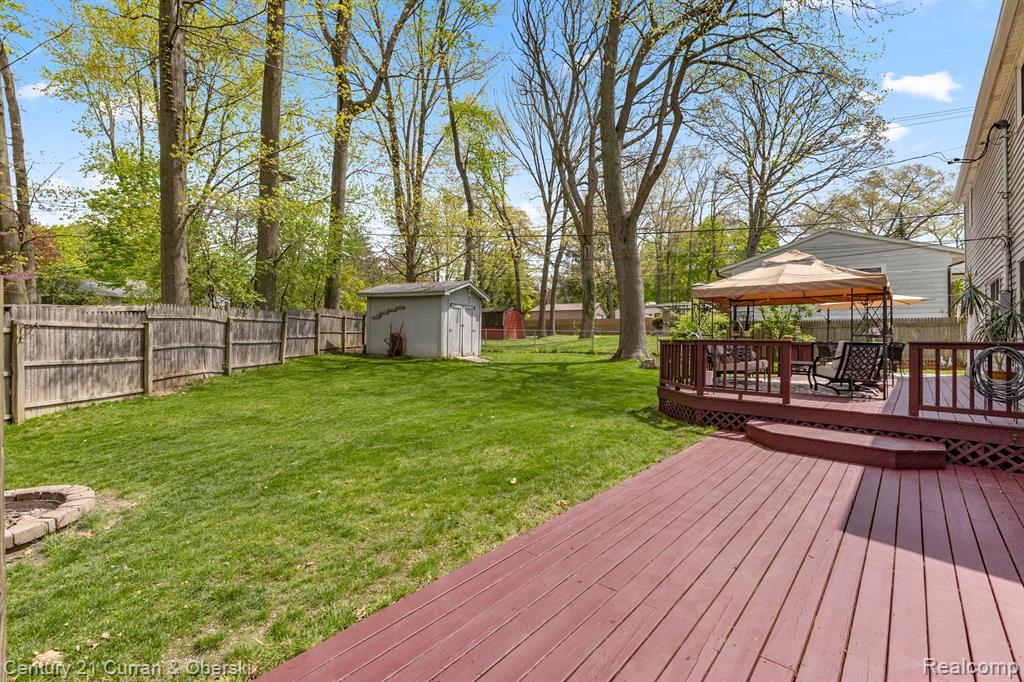 4400 HIGHFIELD Road, Waterford, MI 48329 — Photo 41