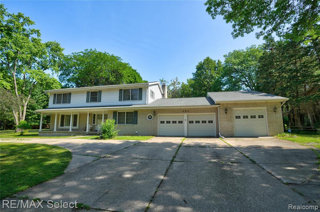 6088 Sierra Pass, Flint, MI 48532 — front exterior