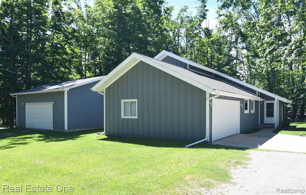 4092 N Pheasant Road, Lincoln, MI 48742 — front exterior