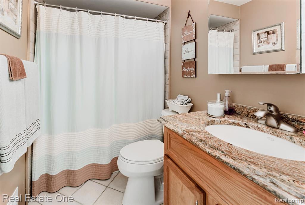 5374 Daniels Drive, Troy, MI 48098 — Photo 29