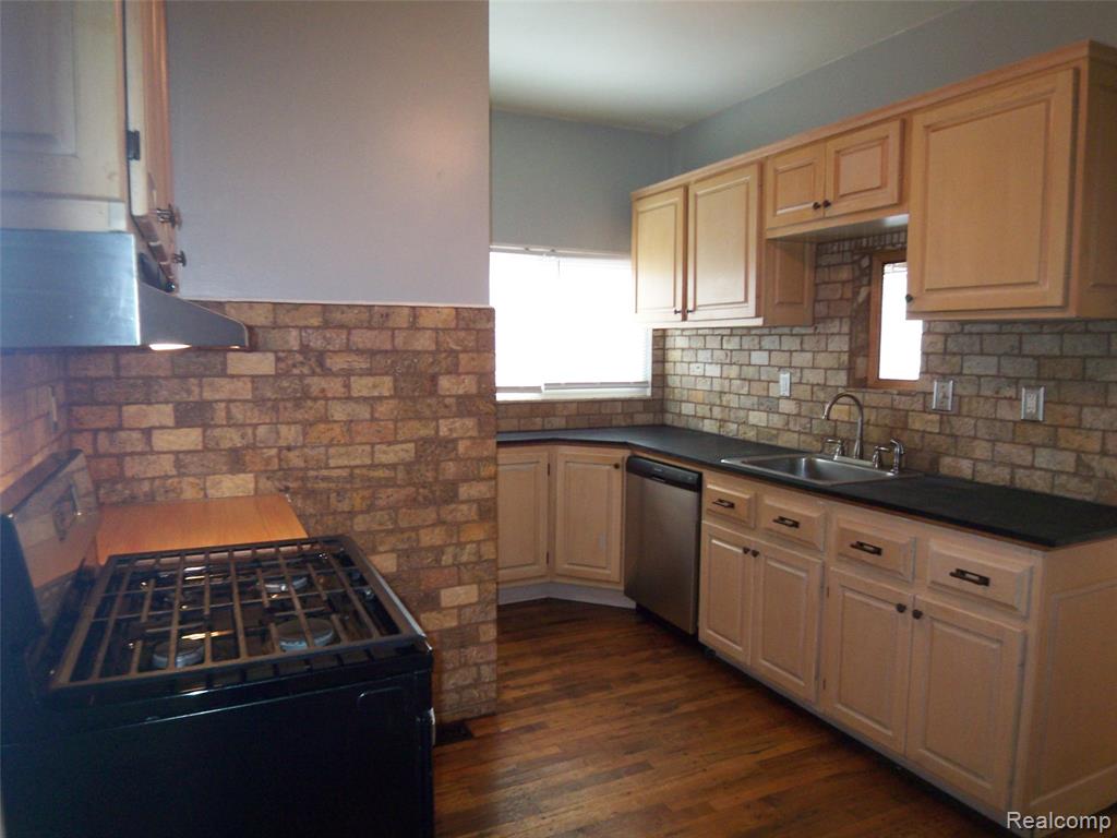 7259 Packard Avenue, Warren, MI 48091 — Photo 2