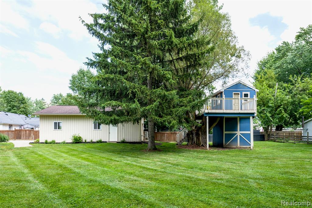 610 E Church Street, Williamston, MI 48895 — Photo 10